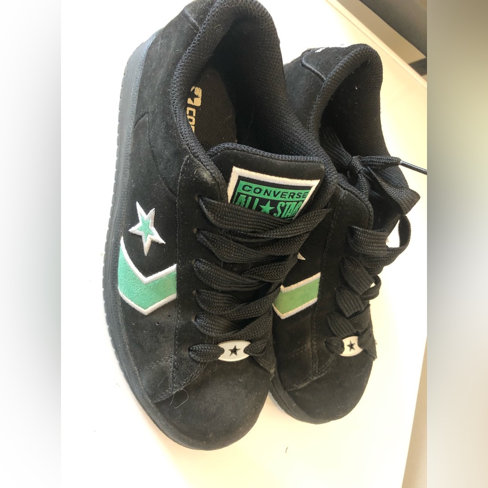 Converse skate shoes